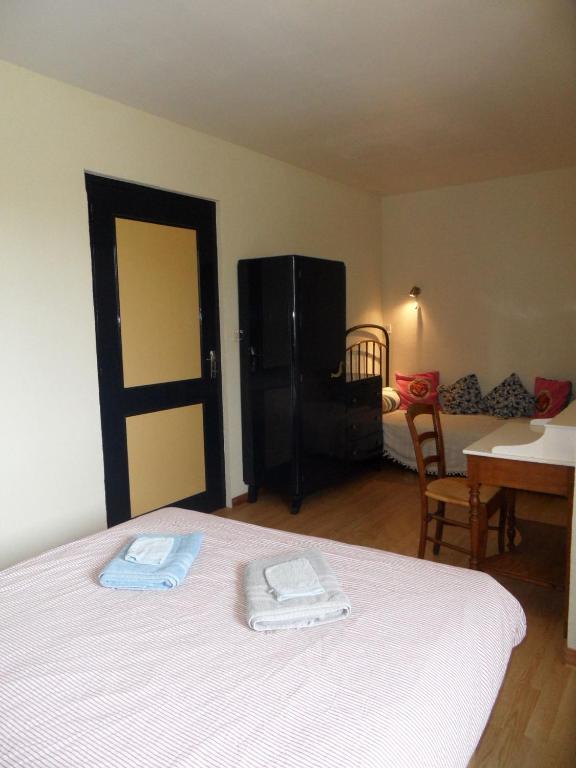 Gannay-sur-Loire Chambres D'Hotes Domaine Du Bourg الغرفة الصورة